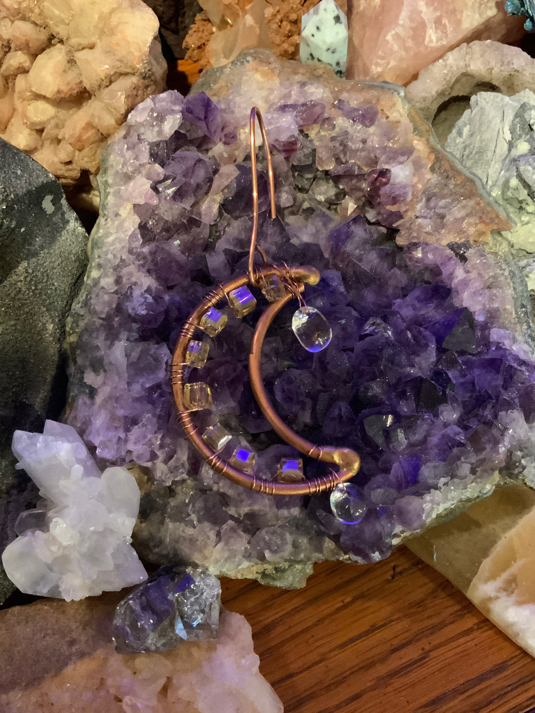 3” Crystal and Copper Crescent Moon